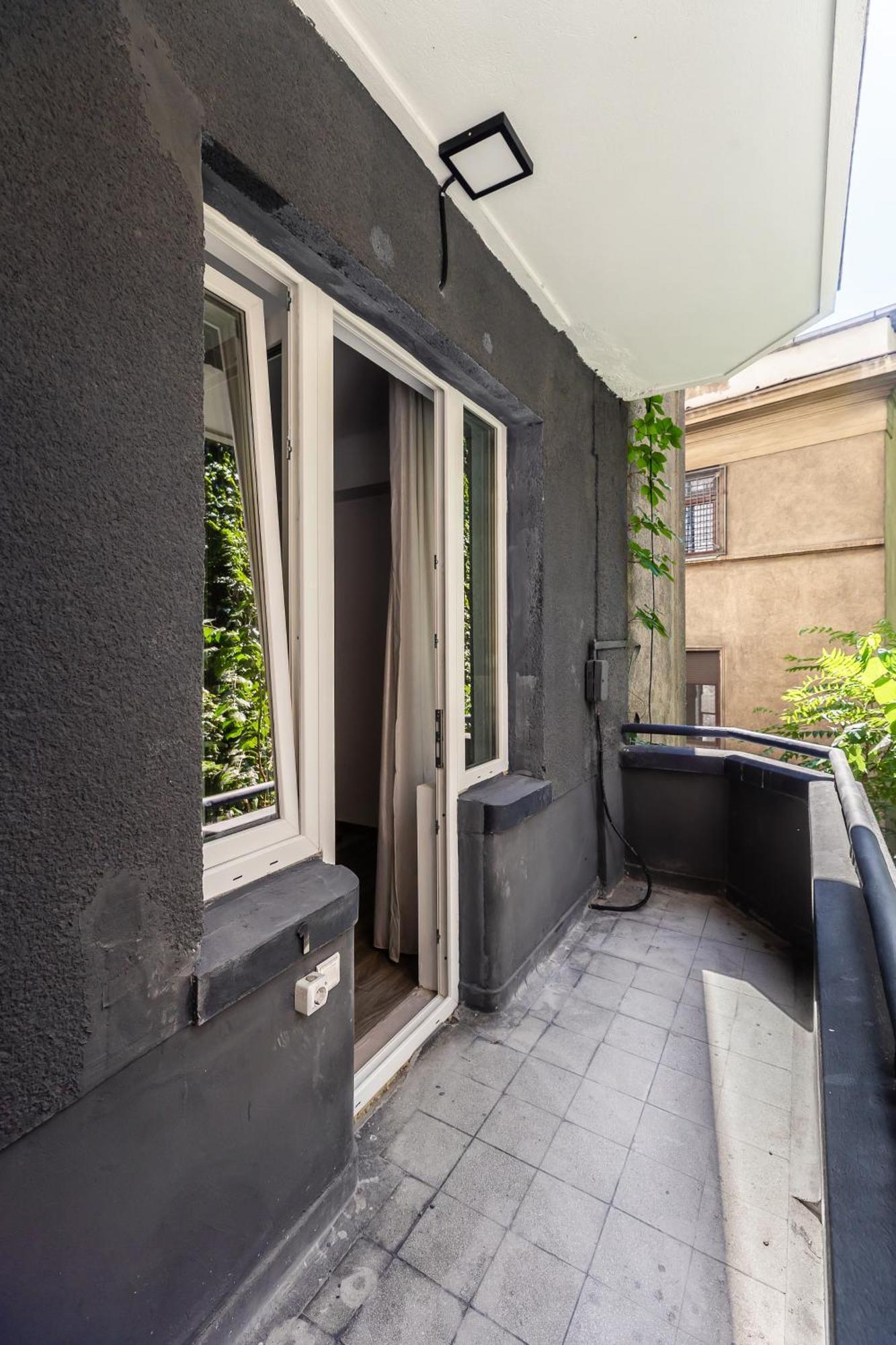 Central Studios In Piata Romana Bucureşti Exterior foto