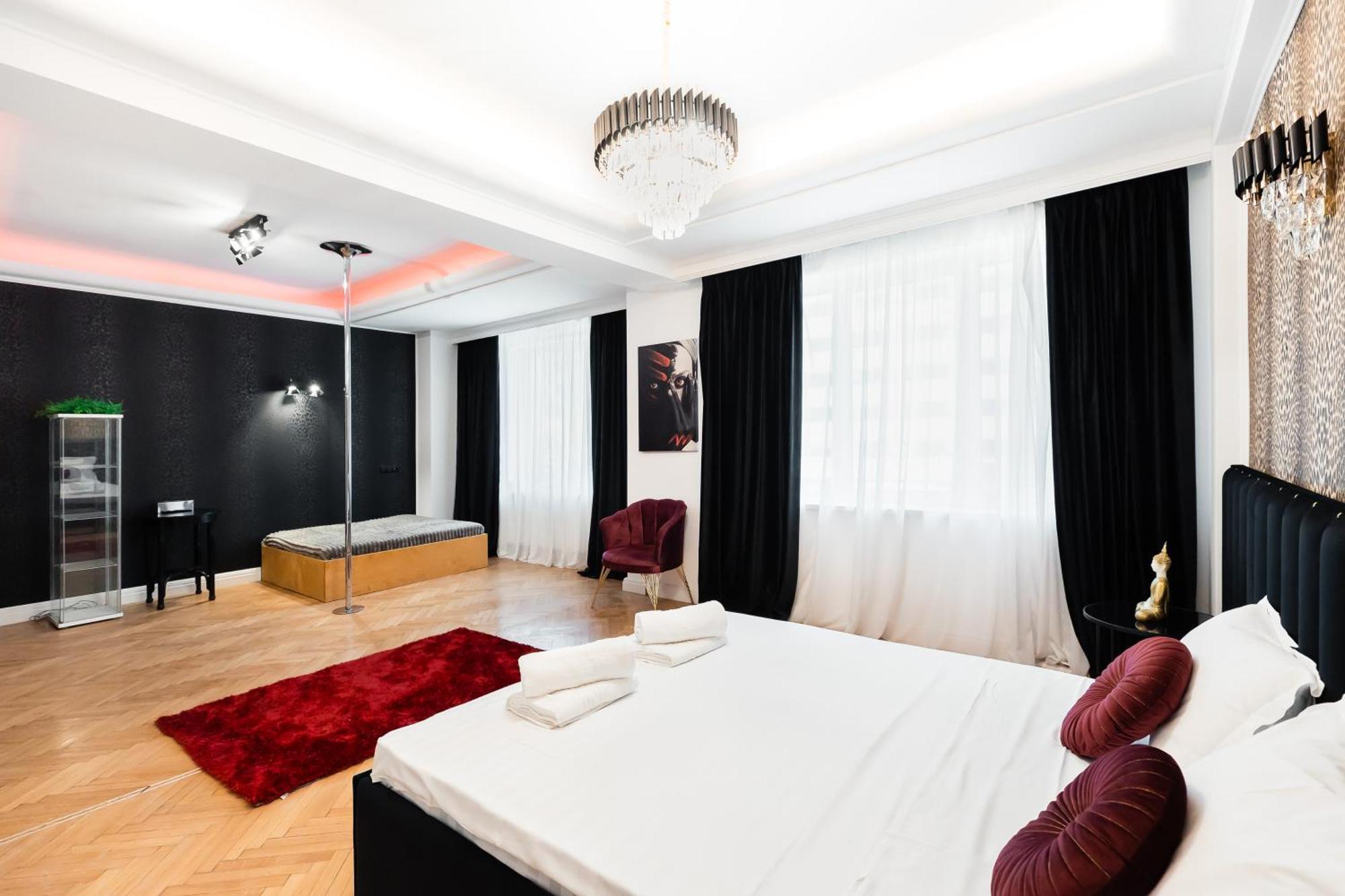 Central Studios In Piata Romana Bucureşti Exterior foto