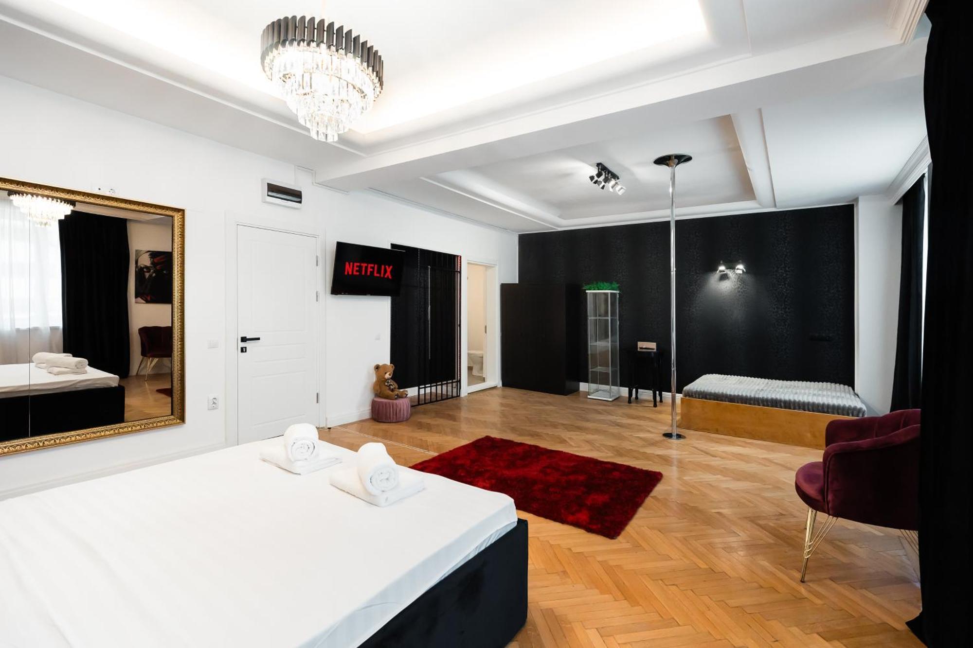 Central Studios In Piata Romana Bucureşti Cameră foto