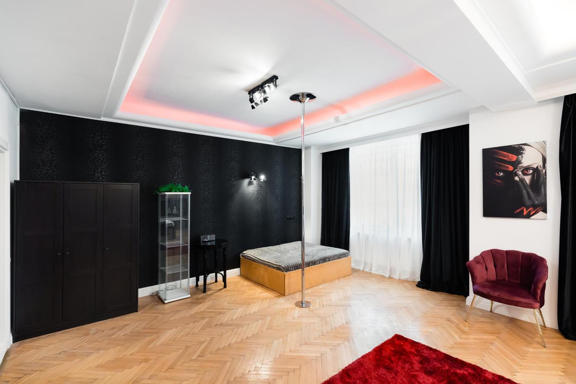 Central Studios In Piata Romana Bucureşti Cameră foto